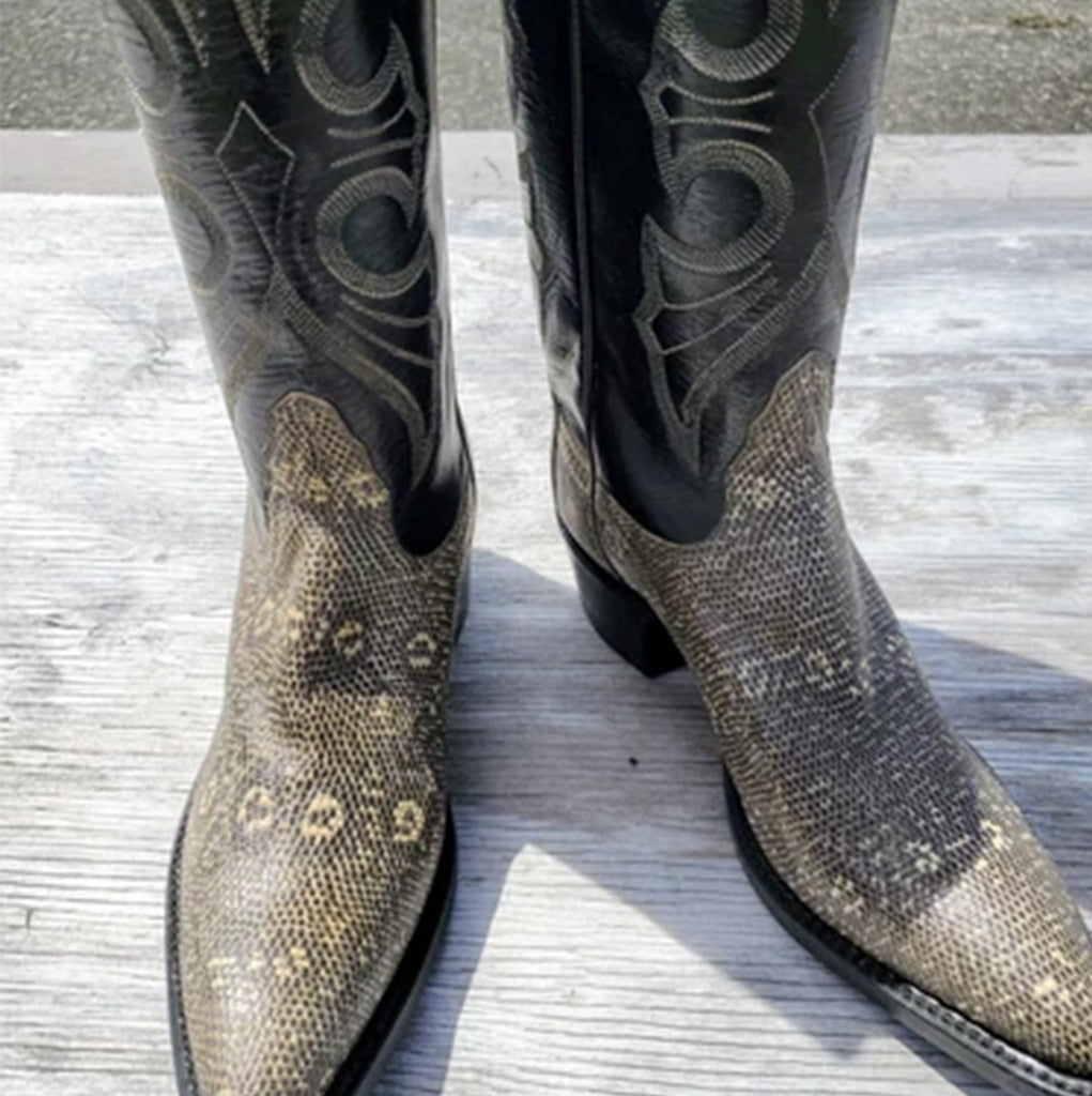 Nearly New Unbranded Women's Lizard Almond Toe Cowboy Boots - Size 6 - Black