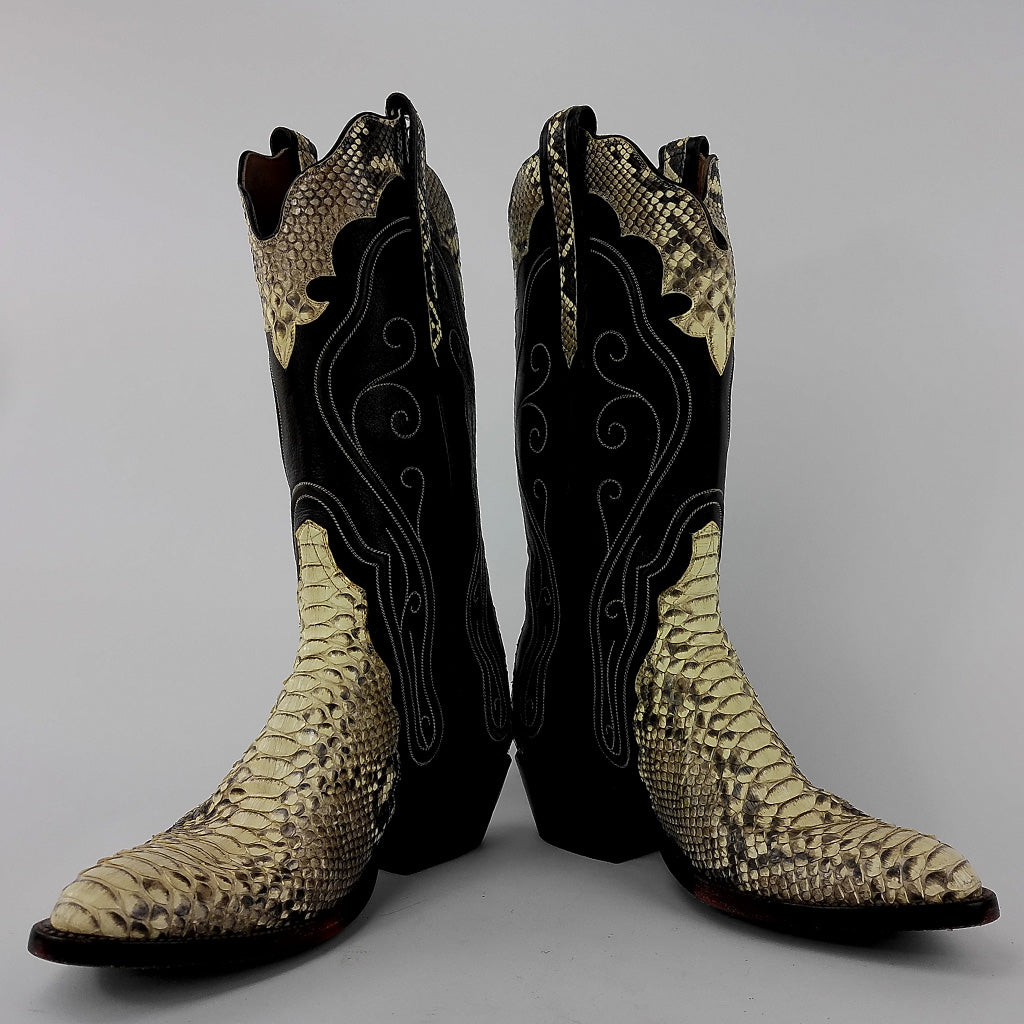 Previously Loved Unbranded Women's Snakeskin Almond Toe Cowboy Boots - Size 8.5 - Brown