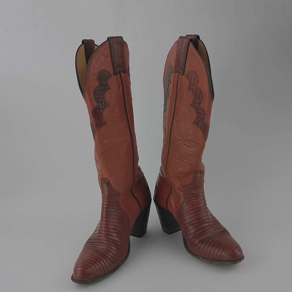 Previously Loved Justin Women's Almond Toe Tall Buckaroo Cowboy Boots - Size 5 - Brown