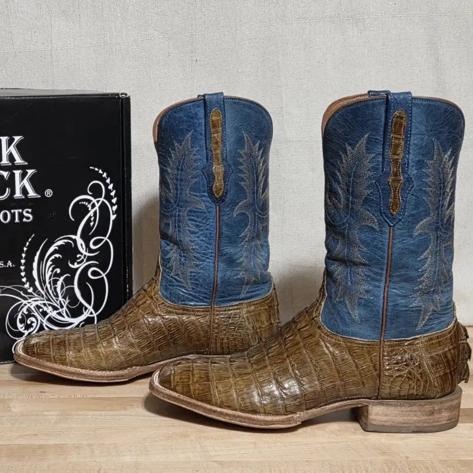 caiman cowboy boots in blue and brown with caiman tail heel