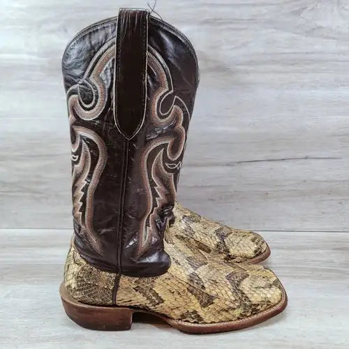 Cowtown Canebrake Rattlesnake Cowboy Boot Men 8.5 D Brown Natural Exotic Western