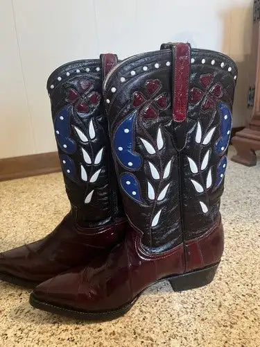 Vintage Cuadra Limited Edition 2000 Cowboy Boots Women’s size 8 Burgundy floral