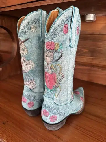 Old Gringo Turquoise Embroidered Skull Boots 7.5💀Cute with Magnolia Pearl!