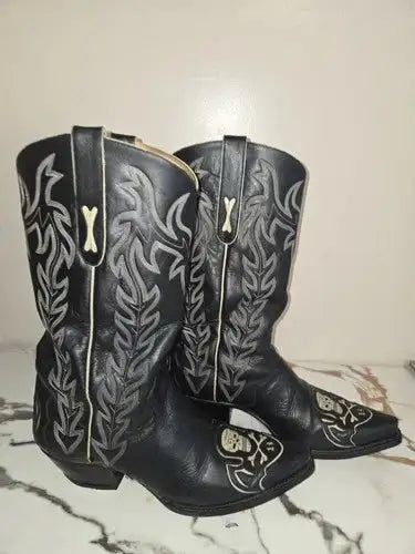 Liberty KILLAZ Mens Boots SIze 10 1/2 D. Hand Tooled. Hand Made.