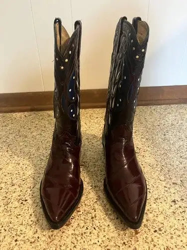 Vintage Cuadra Limited Edition 2000 Cowboy Boots Women’s size 8 Burgundy floral